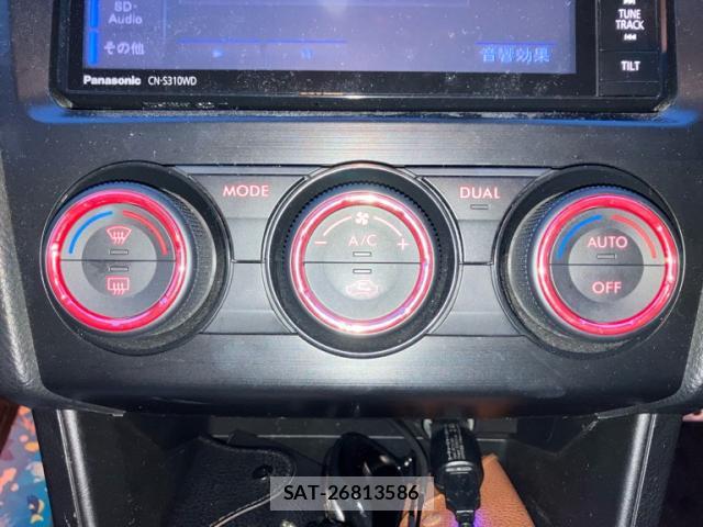 Subaru XV 2013-11 8648486-10