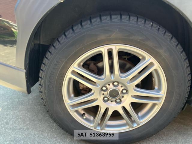 Subaru XV 2017-07 8648537-12