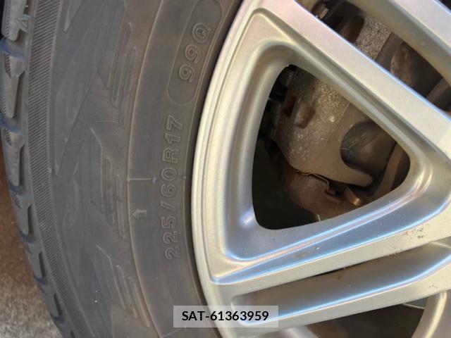 Subaru XV 2017-07 8648537-4