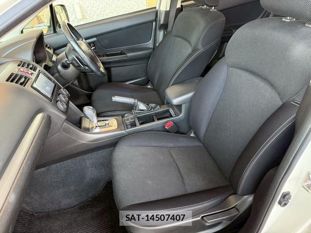 Subaru XV 2013-03 8649380-14
