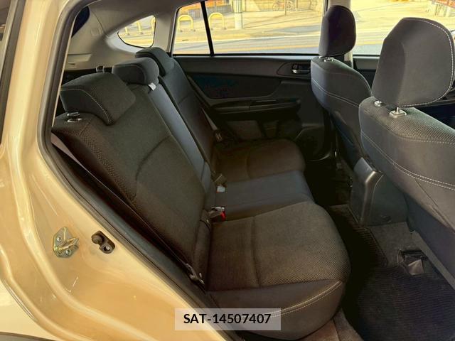Subaru XV 2013-03 8649380-15