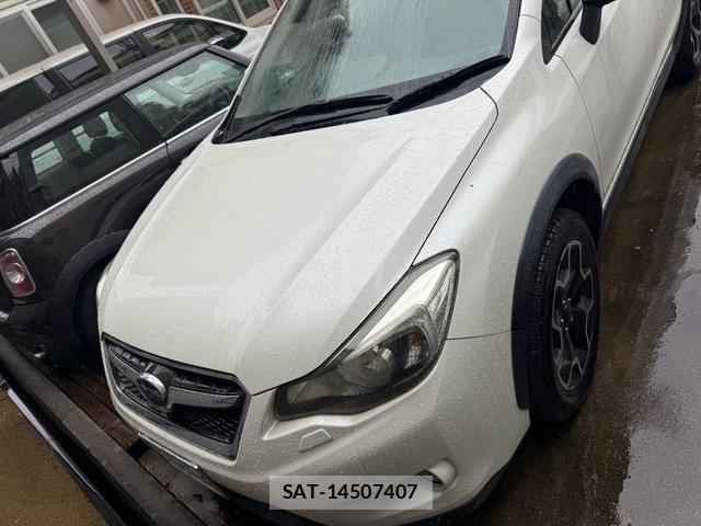 Subaru XV 2013-03 8649380-2
