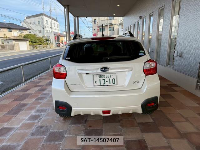 Subaru XV 2013-03 8649380-6