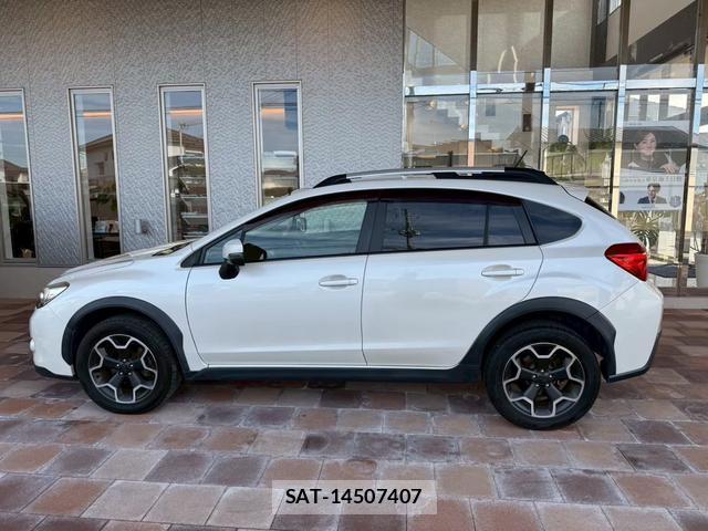 Subaru XV 2013-03 8649380-8