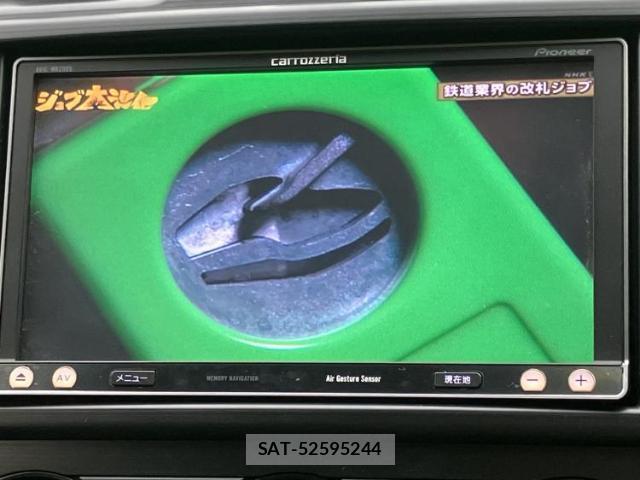 Subaru XV 2013-05 8649970-12