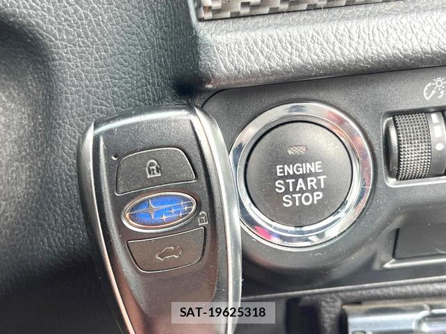 Subaru XV 2015-08 8650750-6