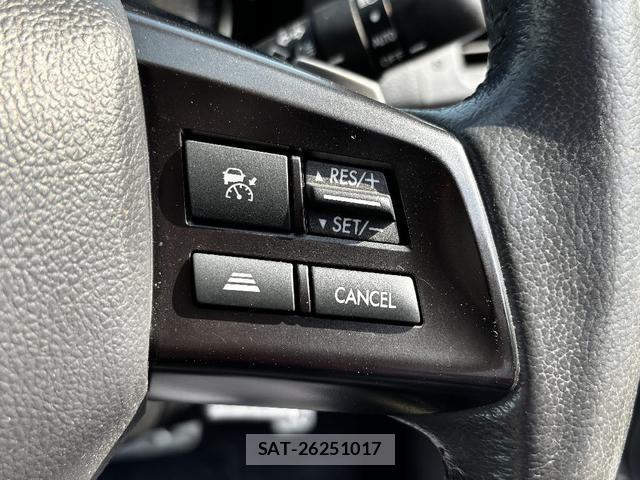 Subaru XV 2013-08 8651929-10
