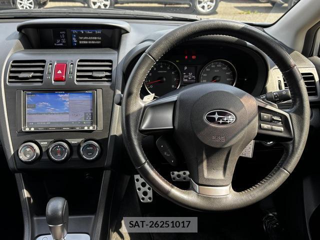 Subaru XV 2013-08 8651929-4
