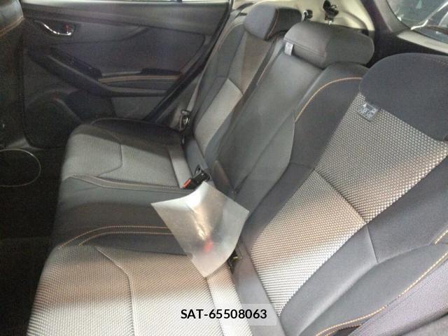 Subaru XV 2017-06 8652495-3
