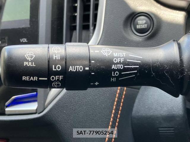 Subaru XV 2017-08 8653468-16