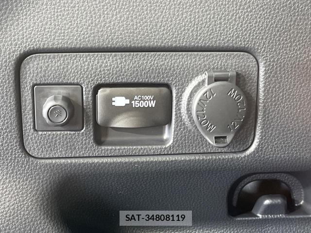 Toyota YARIS CROSS 2021-12 8646758-7