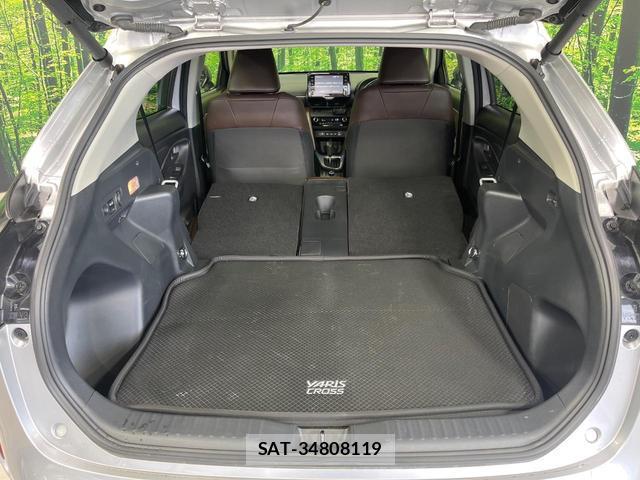 Toyota YARIS CROSS 2021-12 8646758-9