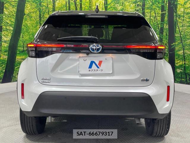 Toyota YARIS CROSS 2022-09 8646847-15