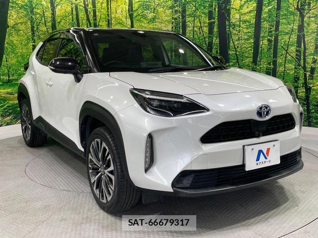 Toyota YARIS CROSS 2022-09 8646847-16