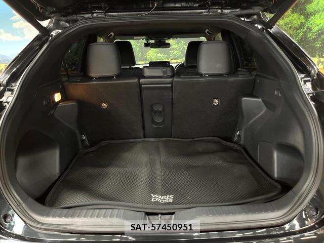 Toyota YARIS CROSS 2023-11 8647322-10