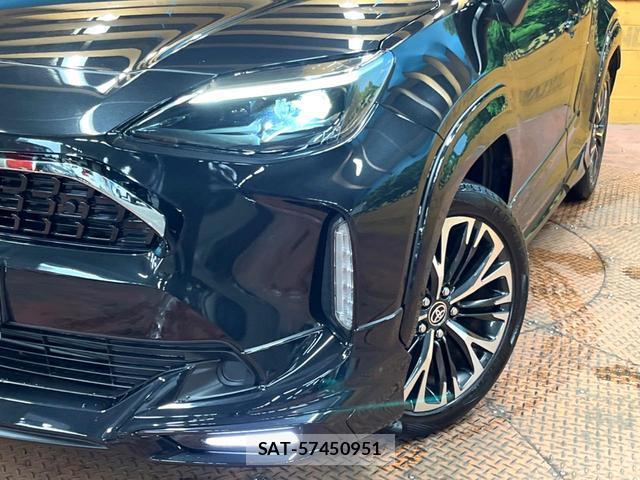 Toyota YARIS CROSS 2023-11 8647322-12
