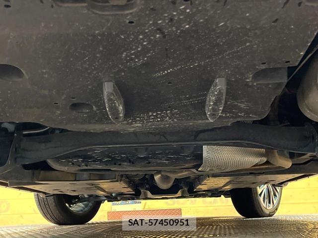 Toyota YARIS CROSS 2023-11 8647322-19