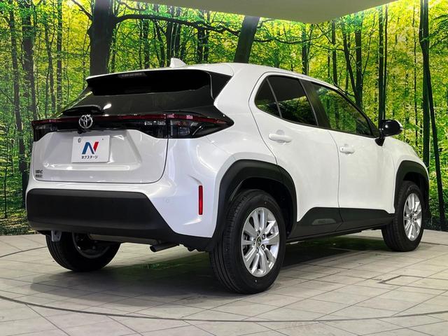 Toyota YARIS CROSS 2025-03 8647641-16