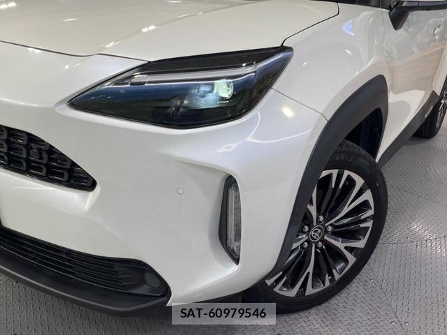 Toyota YARIS CROSS 2021-11 8647922-12