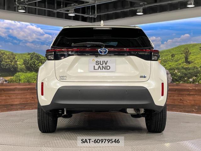Toyota YARIS CROSS 2021-11 8647922-15