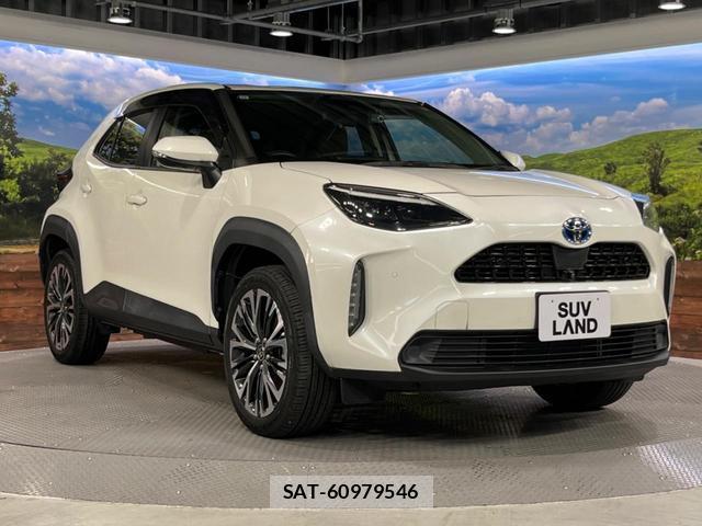 Toyota YARIS CROSS 2021-11 8647922-16