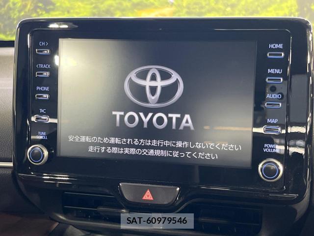 Toyota YARIS CROSS 2021-11 8647922-3