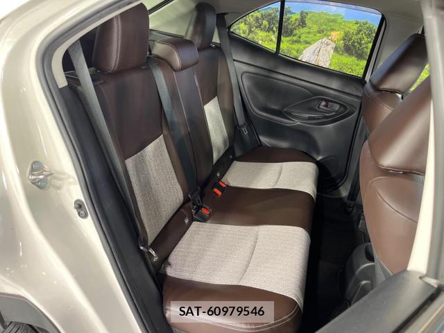 Toyota YARIS CROSS 2021-11 8647922-9