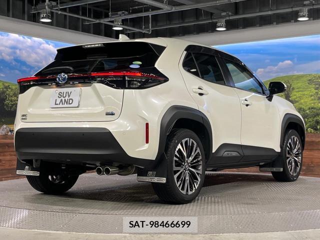 Toyota YARIS CROSS 2020-09 8647929-16