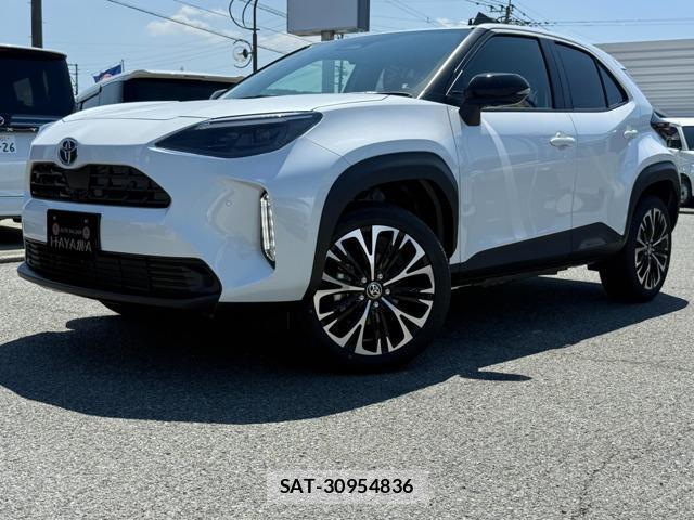 Toyota YARIS CROSS 2026-08 8648166-0