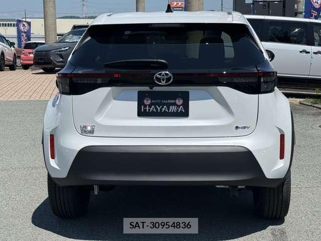 Toyota YARIS CROSS 2026-08 8648166-17