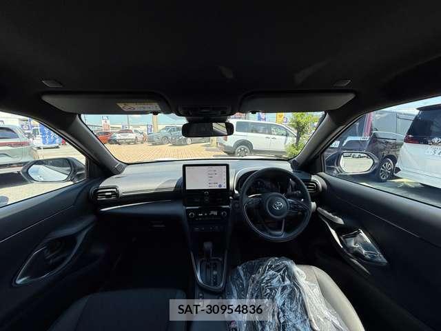 Toyota YARIS CROSS 2026-08 8648166-2