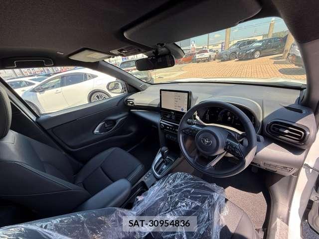 Toyota YARIS CROSS 2026-08 8648166-5