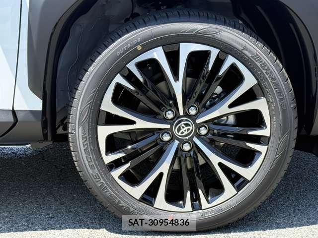 Toyota YARIS CROSS 2026-08 8648166-9