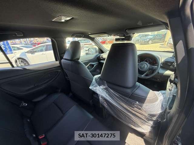 Toyota YARIS CROSS 2026-08 8648172-13