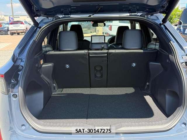 Toyota YARIS CROSS 2026-08 8648172-14