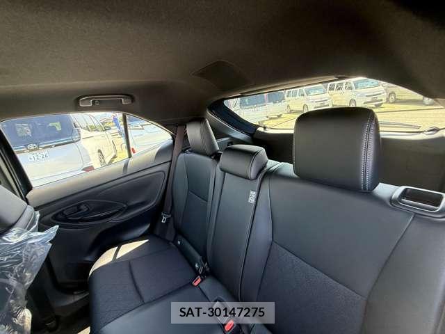 Toyota YARIS CROSS 2026-08 8648172-15