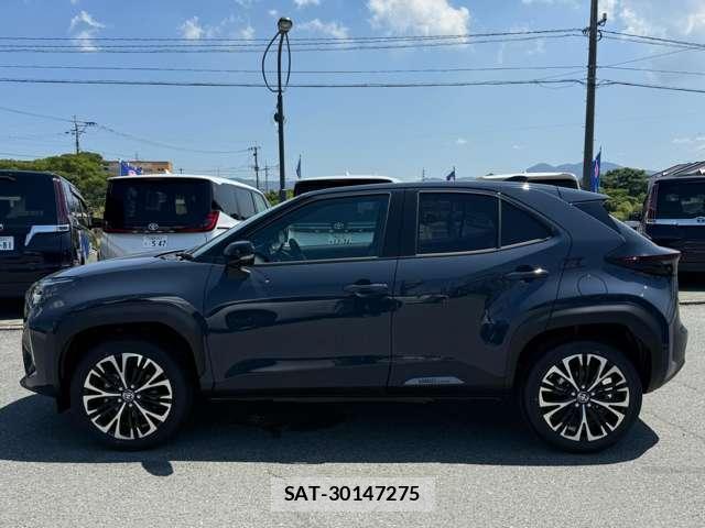 Toyota YARIS CROSS 2026-08 8648172-9