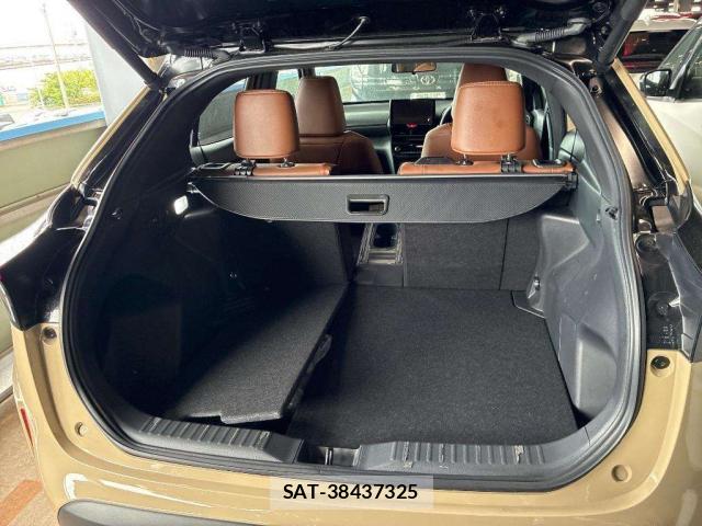 Toyota YARIS CROSS 2025-03 8648899-8