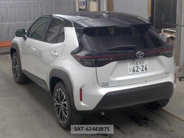 Toyota YARIS CROSS 2026-05 8648918-1