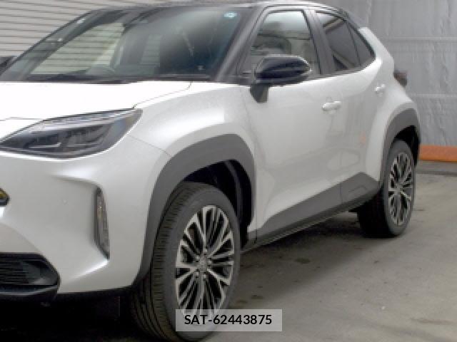 Toyota YARIS CROSS 2026-05 8648918-4