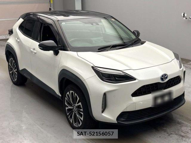 Toyota YARIS CROSS 2021-06 8649086-10