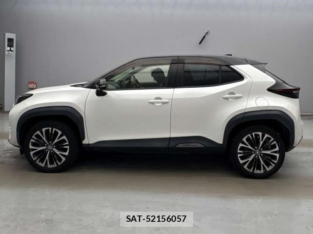 Toyota YARIS CROSS 2021-06 8649086-4
