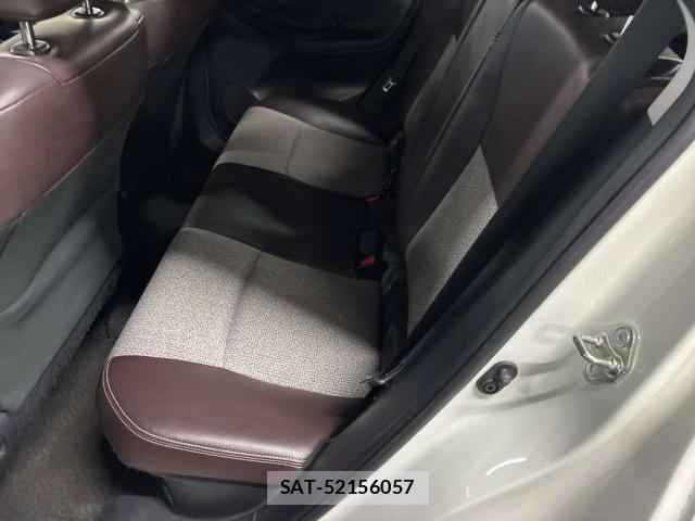 Toyota YARIS CROSS 2021-06 8649086-8