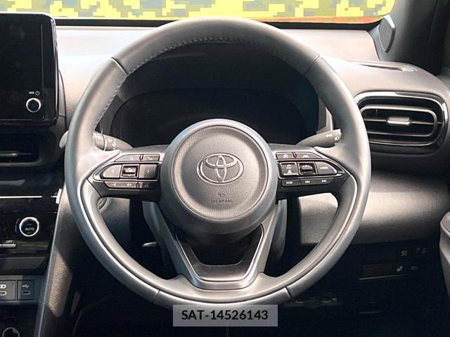 Toyota YARIS CROSS 2024-03 8649322-10