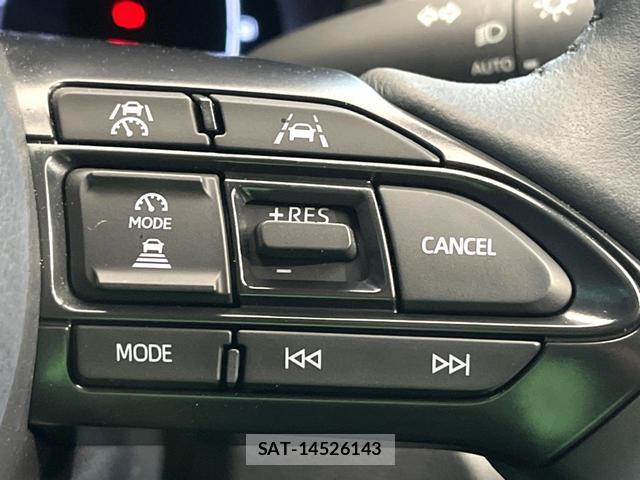 Toyota YARIS CROSS 2024-03 8649322-5
