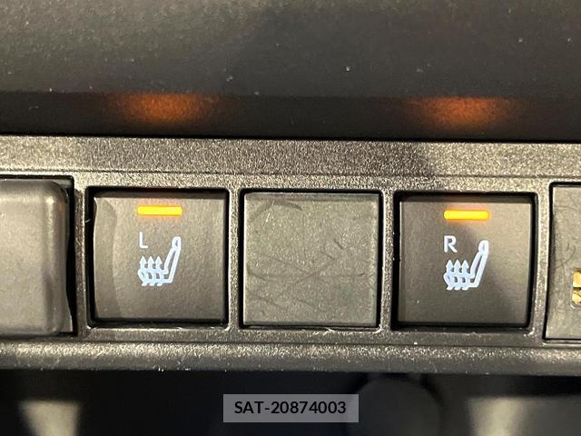 Toyota YARIS CROSS 2022-07 8649340-4