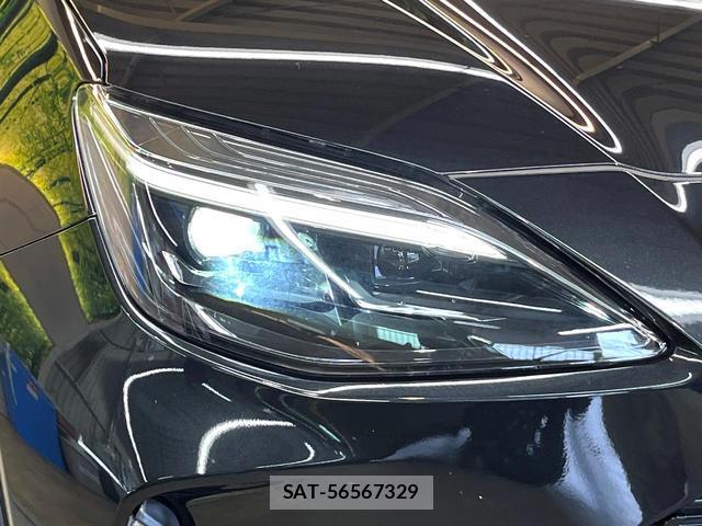 Toyota YARIS CROSS 2023-10 8649343-11
