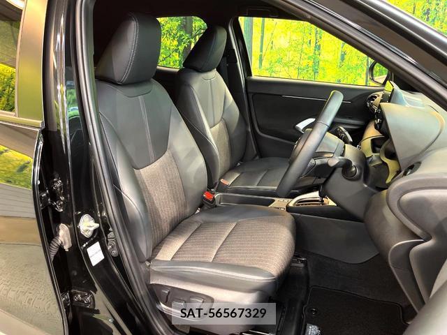 Toyota YARIS CROSS 2023-10 8649343-8