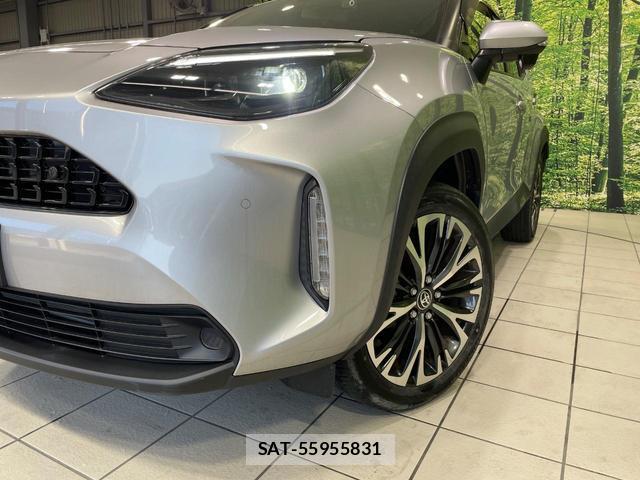 Toyota YARIS CROSS 2023-10 8649774-11