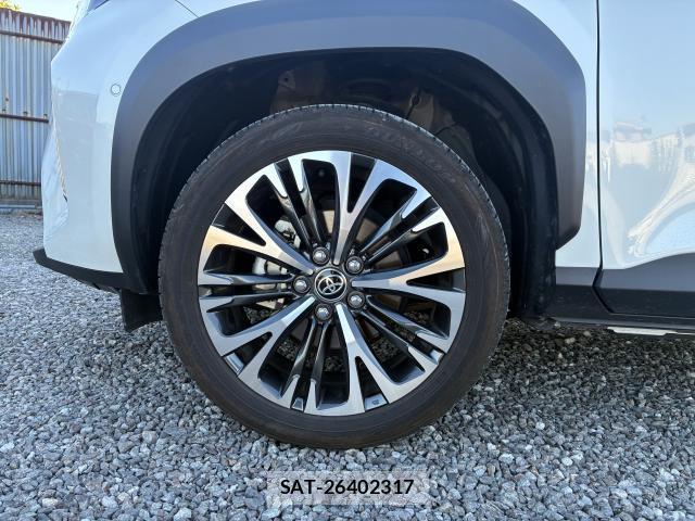 Toyota YARIS CROSS 2022-01 8649929-10